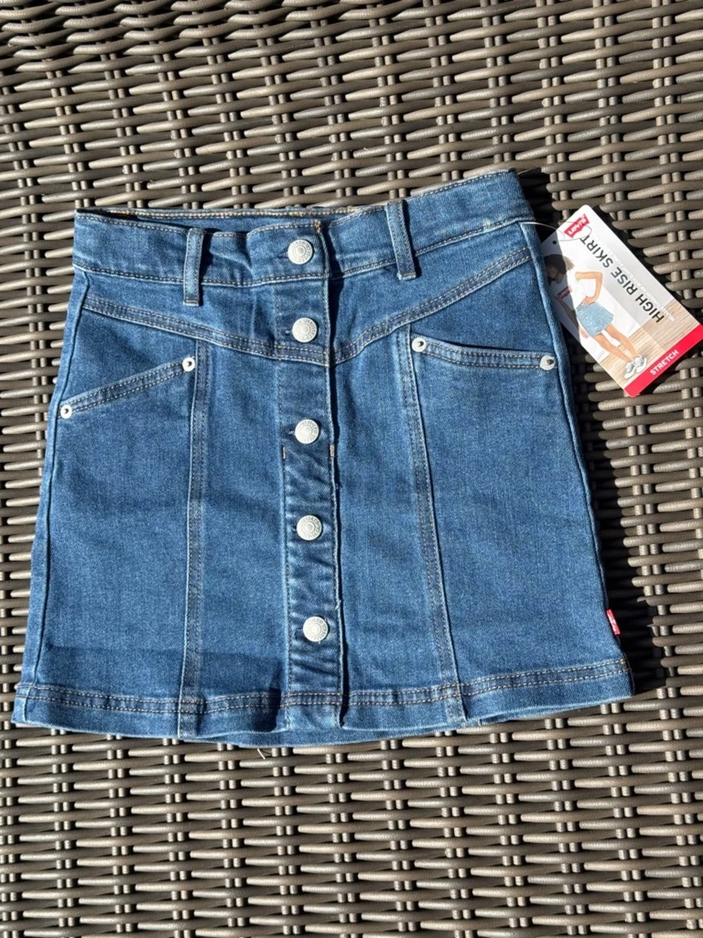 Levi's High Rise Skirt - Size 8 - NWT